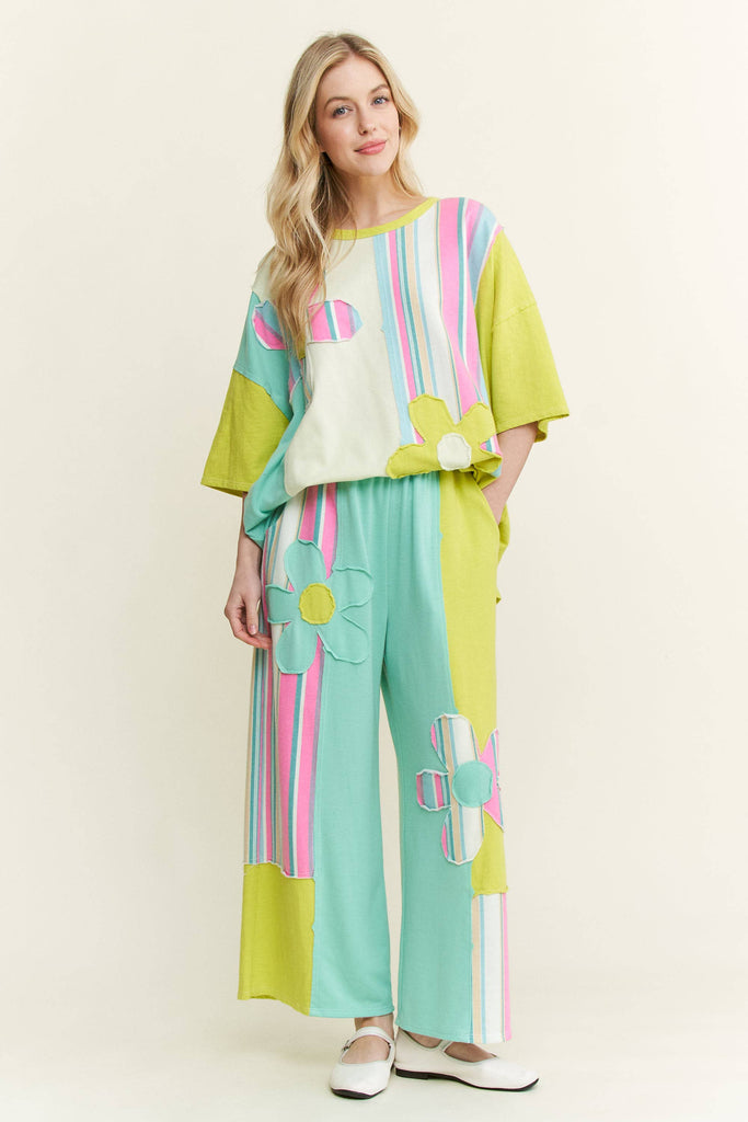 Striped Flower Patched Washed Casual top with matching pant