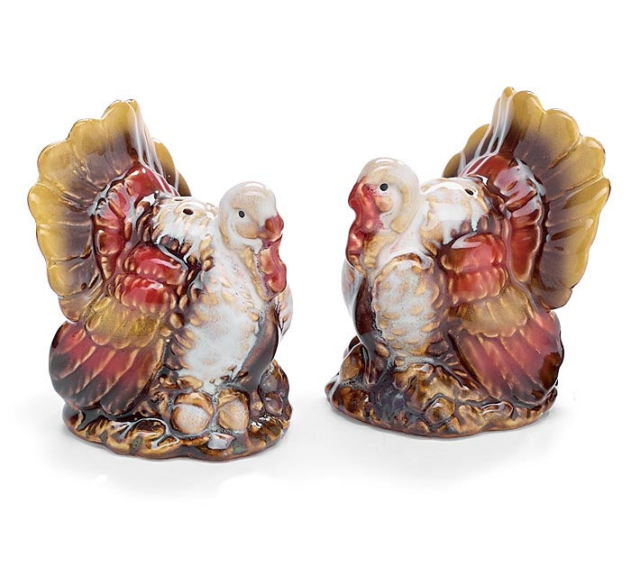 Salt and pepper turkey shakers