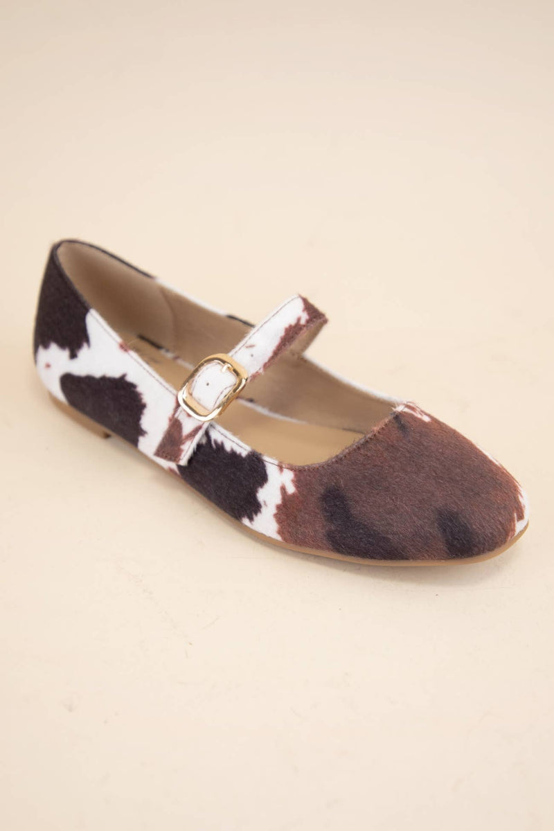 ANIMAL PRINT SHORT HAIR FURRY UPPER FALL FLATS: TAN COW
