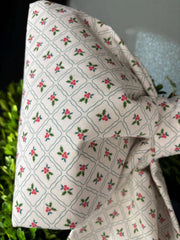 Holly Berries en Petite Bow