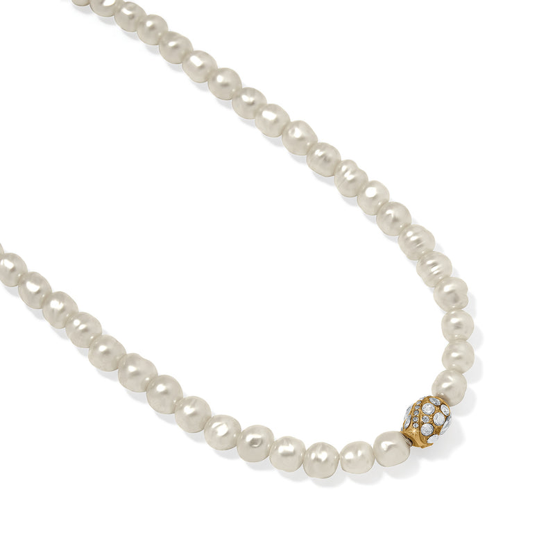 Trust your journey pearl necklace
