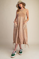 Sleeveless knit dress