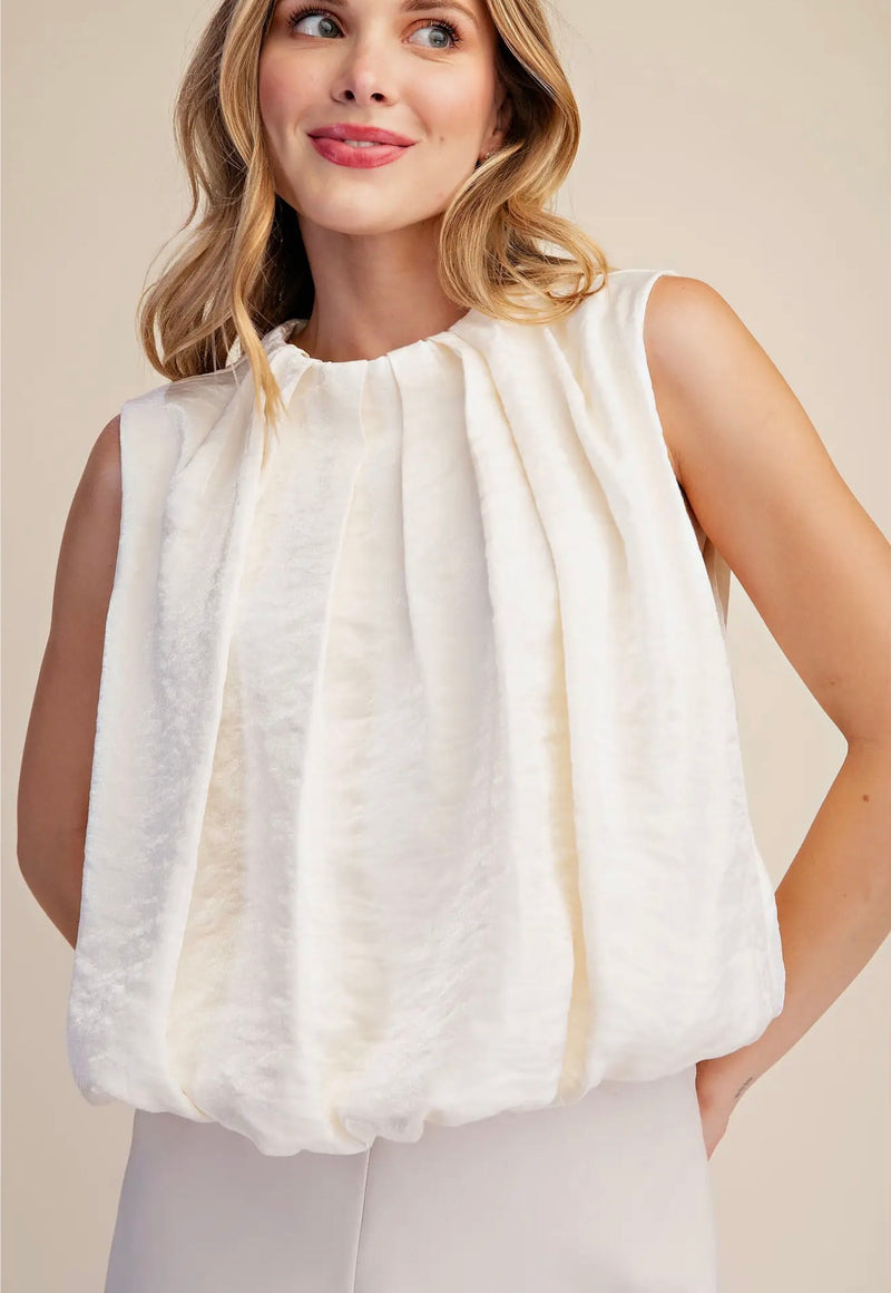 Sleeveless pleated balloon top