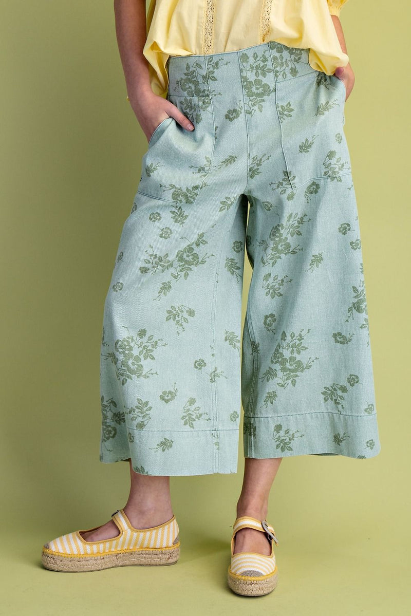 Sage floral wide leg crop pant