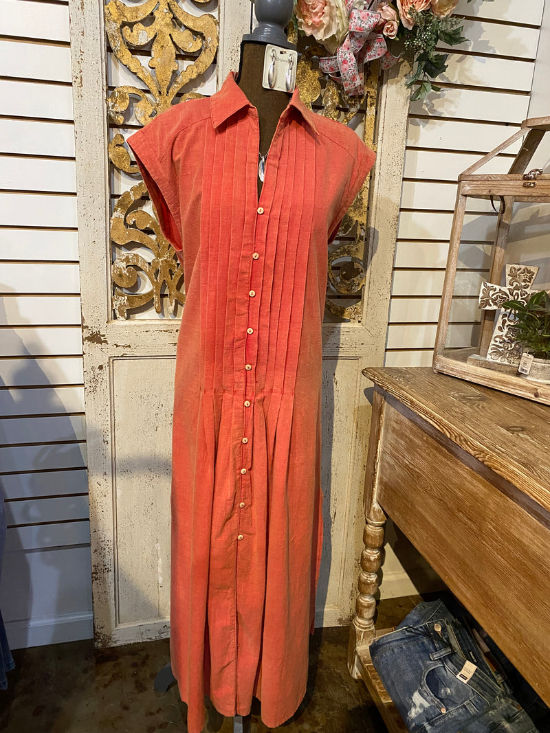 Pintuck Red midi Dress