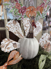 Chinoiserie turkey parts (pumpkin not included)