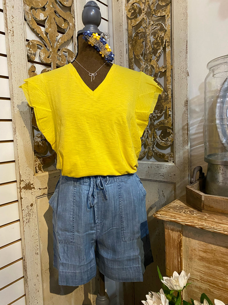 Vneck flounce sleeve tee