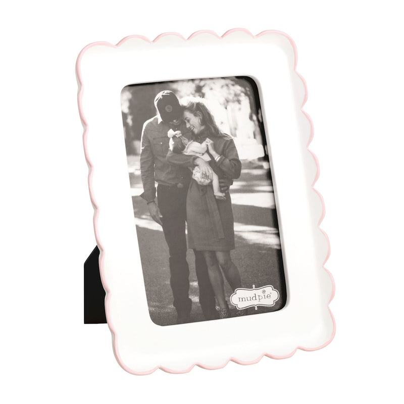 Scalloped resin frame