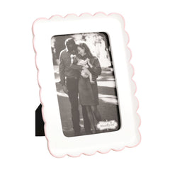 Scalloped resin frame