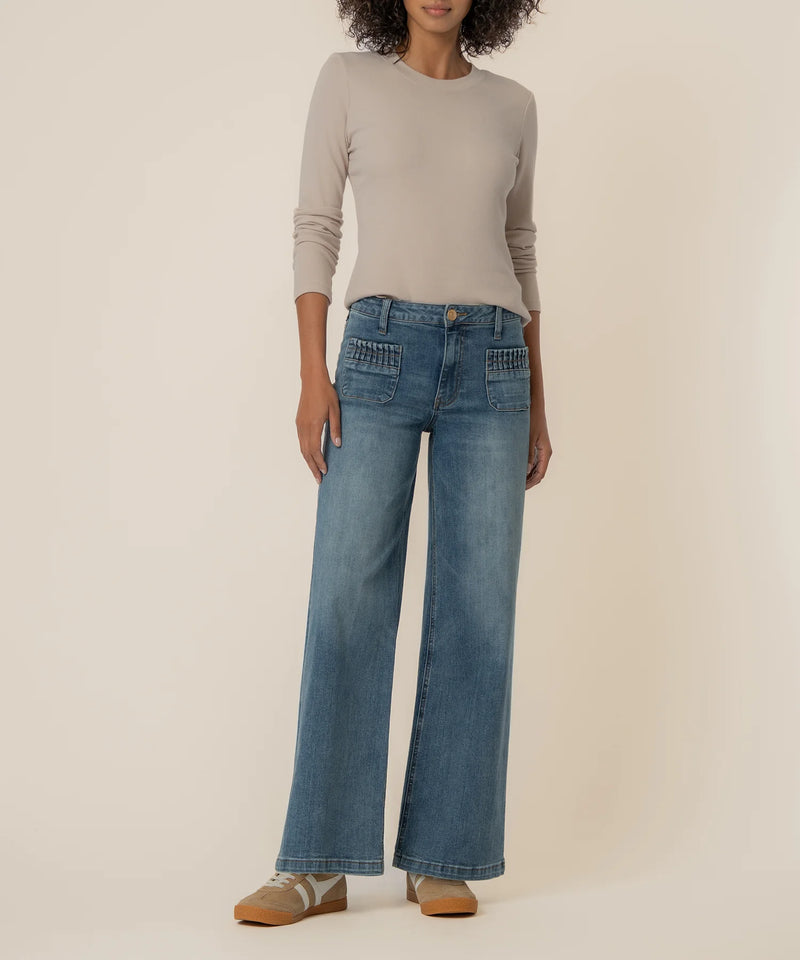 Maya High rise Wide leg pocket detail