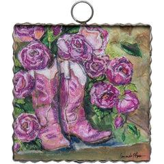 Mini Gallery pink boots