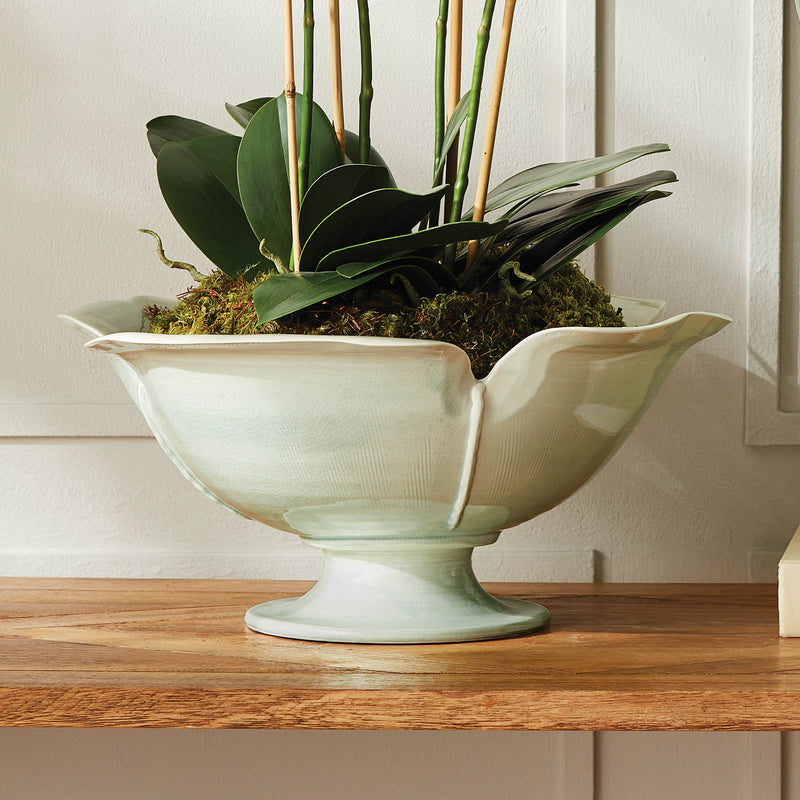 Petalo Decorative footed bowl
