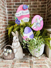 Bunny with basket pocket