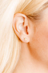Screwback Stud Earrings - Alli - White