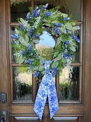 Bluebonnet wreath includes bow of choice