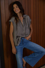 LIZA BUTTON DOWN TOP