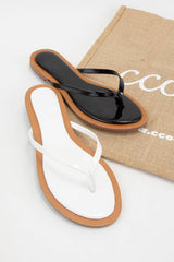 PATENT THONG SANDAL CONTRAST COLOR OUTSOLE