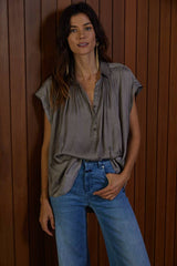 LIZA BUTTON DOWN TOP