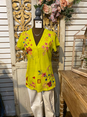 Button neck tee- Georgia