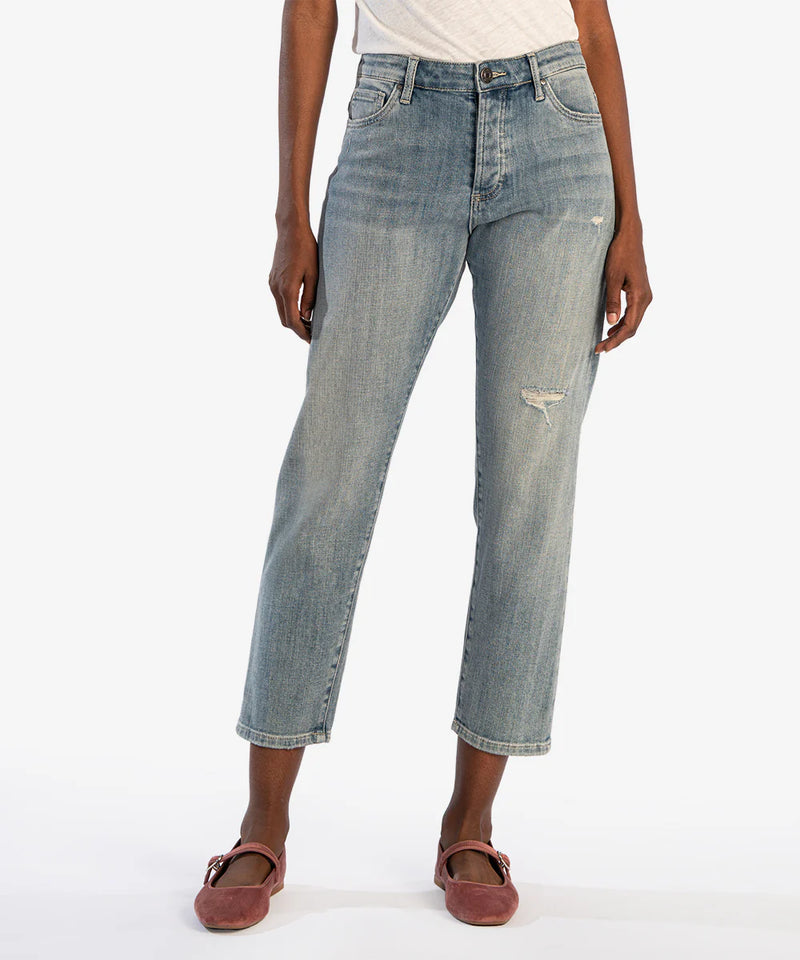 ELIZABETH SLOUCHY BOYFRIEND JEAN