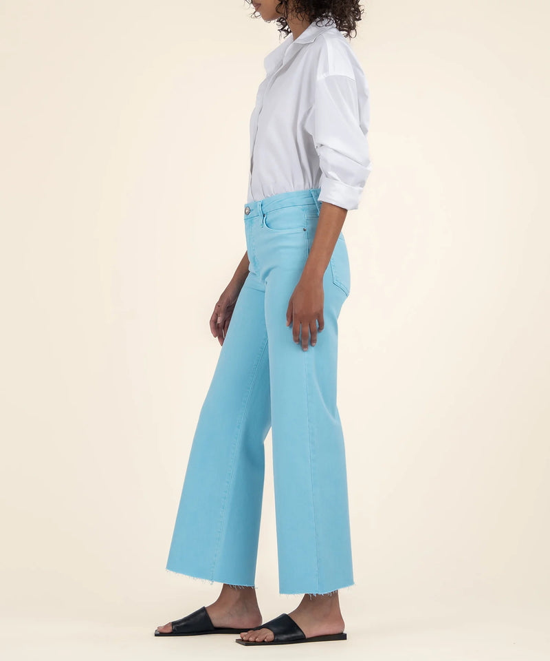 Meg HR Fab AB- Capri Blue