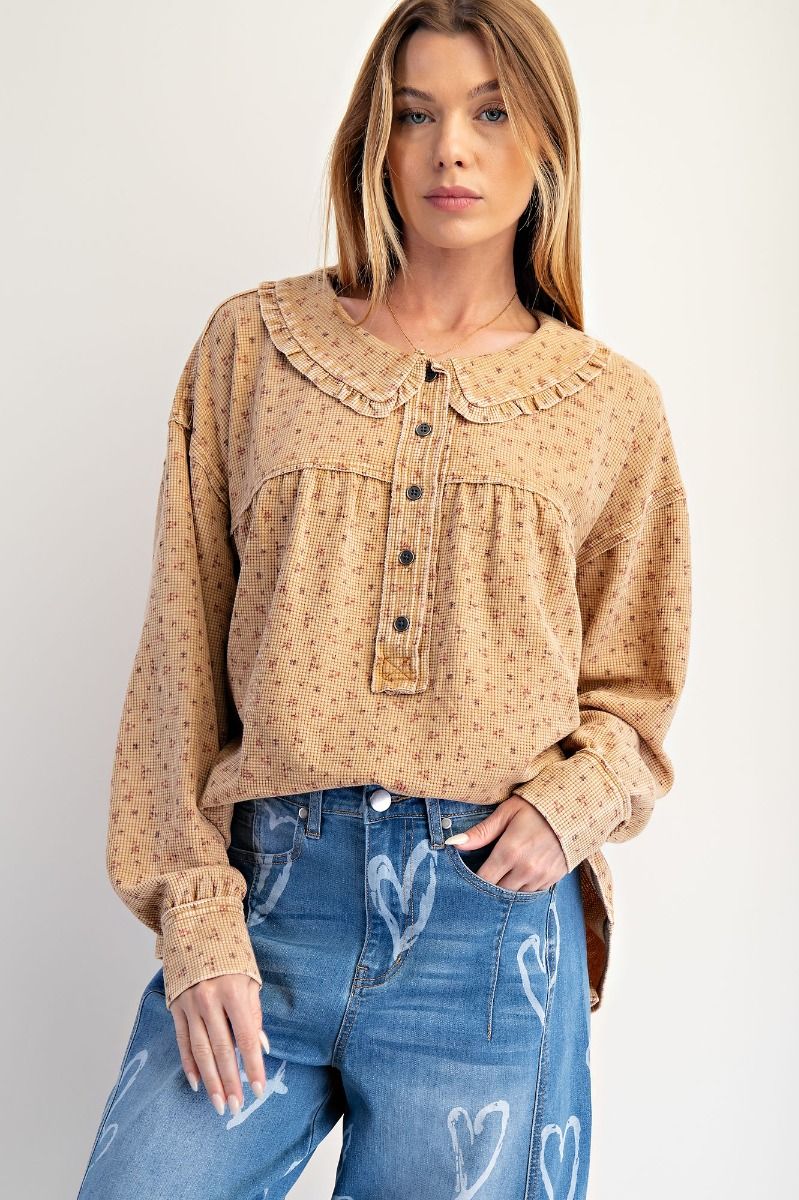Printed ruffled waffle top