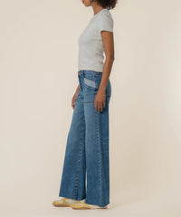 Maya High rise Detailed pocket Jeans