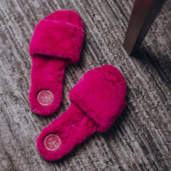 AVERIE - HOT PINK Faux Fur Slide : Hot Pink