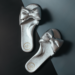 RAFIE - SILVER Bow Slide Sandal: Metallic Silver