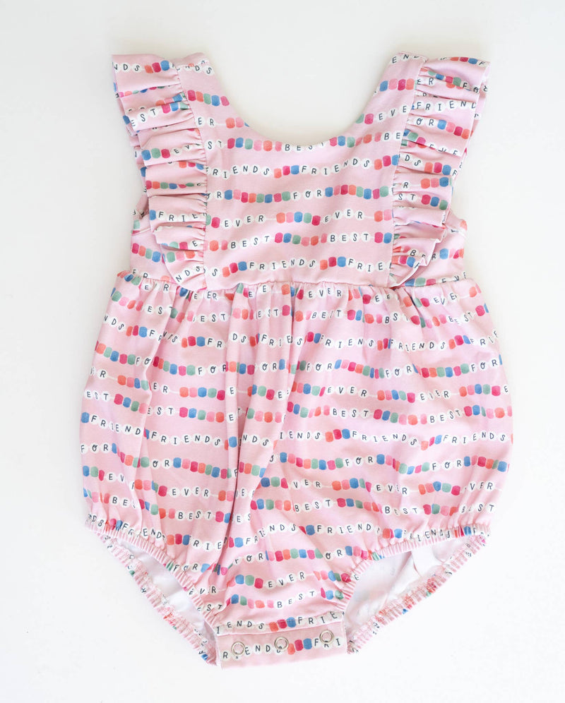 Amelia Bubble in Besties